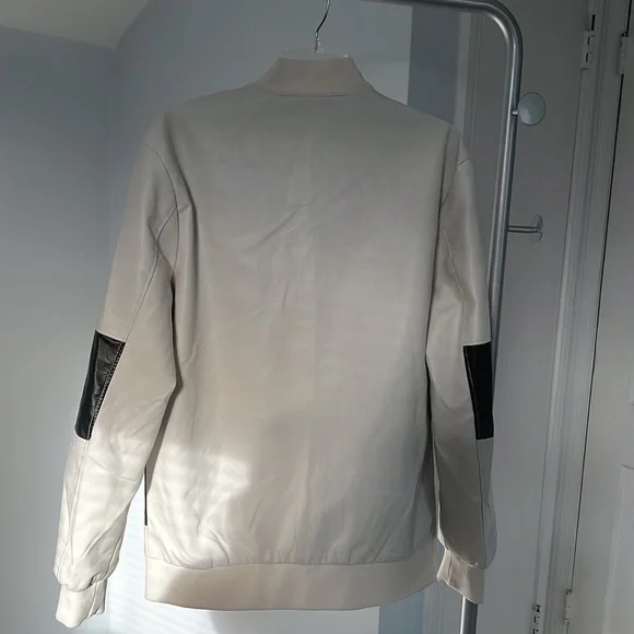 VIP Collection Jacket - Picture 7 of 7